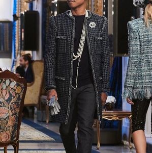 CHANEL Tweed Coat from Pre-Fall 2017 Collection